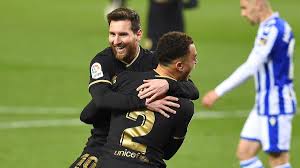 贝恩运球砸自己脚丢球 裁判补吹了勇士犯规 勇士众将都无语了.